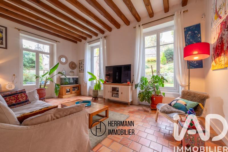 Maison - 300 m² - 8 pièces