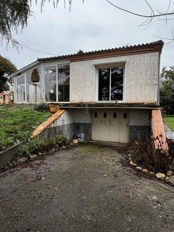 Maison - 144 m² - 9 pièces