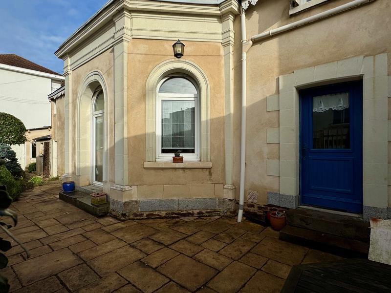 Maison - 64 m² - 4 pièces