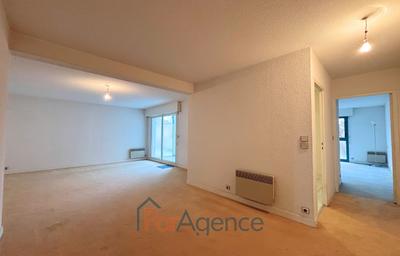 Appartement - 81 m² - 3 pièces