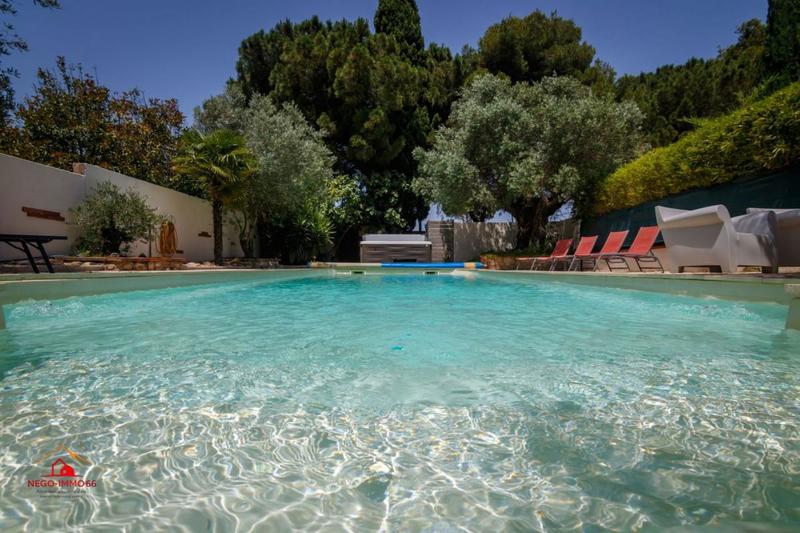 Gîte - 625 m² - 25 pièces