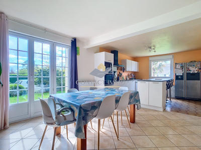 Maison - 134 m² - 7 pièces