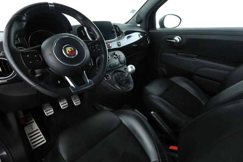 Abarth 500 1.4 Turbo t-Jet 595 Scorpioneoro 165 ch