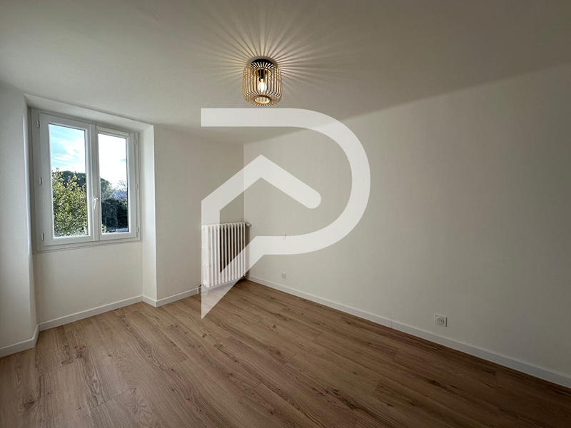 Maison de village - 99 m² - 6 pièces