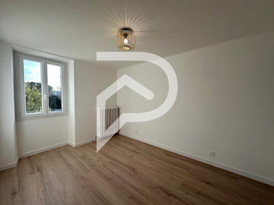 Maison de village - 99 m² - 6 pièces