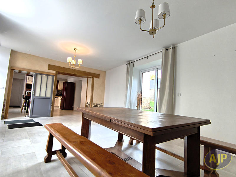 Maison - 118 m² - 6 pièces