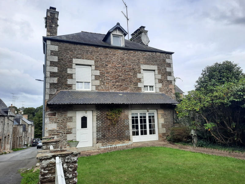 Maison - 94 m² - 5 pièces