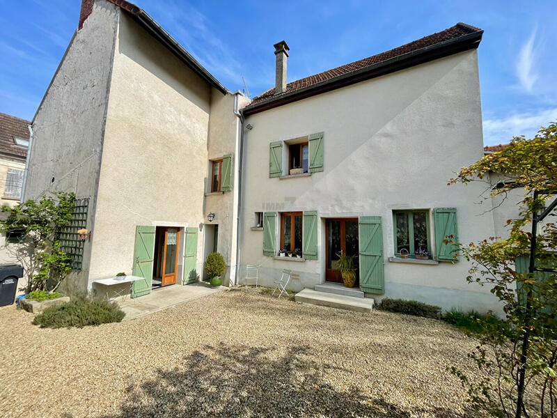 Maison - 132 m² - 5 pièces