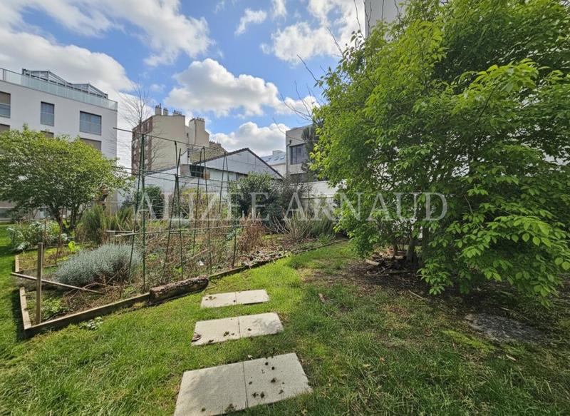 Appartement - 75 m² - 3 pièces