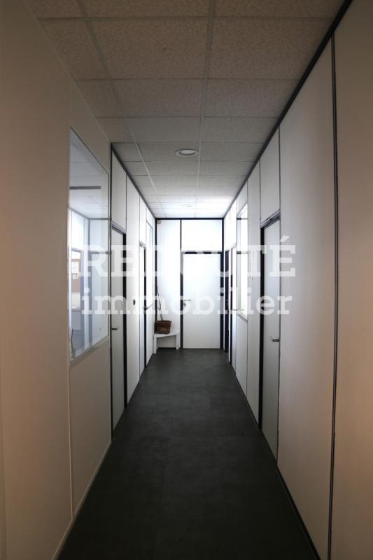 Bureau - 109 m² - 6 pièces