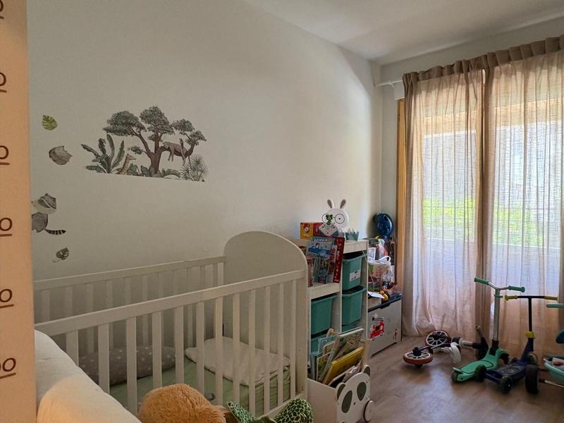 Appartement - 85 m² - 4 pièces