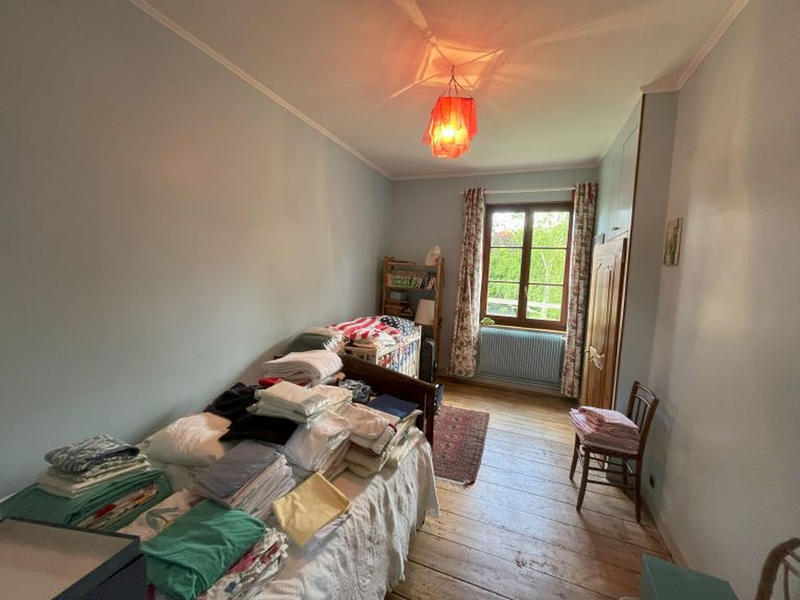 Maison - 284 m² - 9 pièces