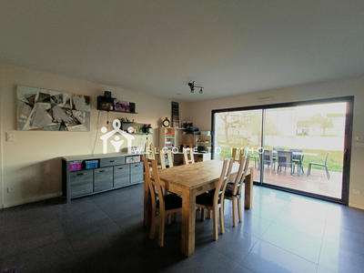 Maison - 98 m² - 4 pièces