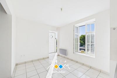 Maison en pierre - 43 m² - 2 pièces