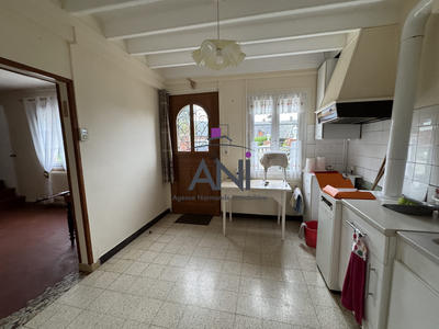 Maison - 95 m² - 5 pièces