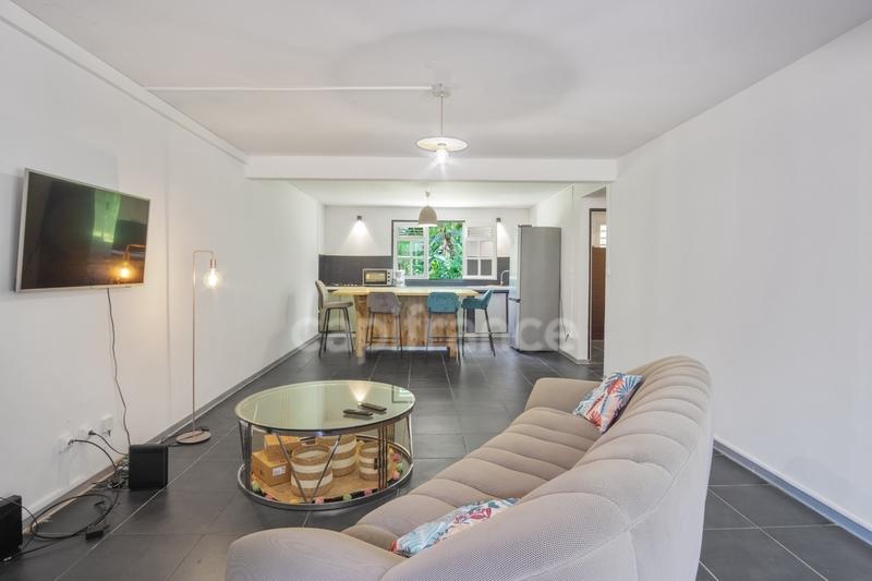 Immeuble - 285 m² - 11 pièces