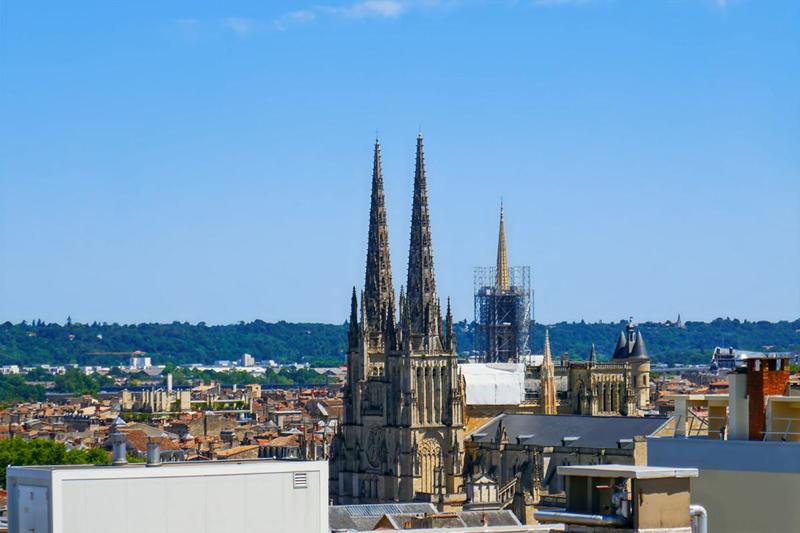 Appartement - 111 m² - 4 pièces