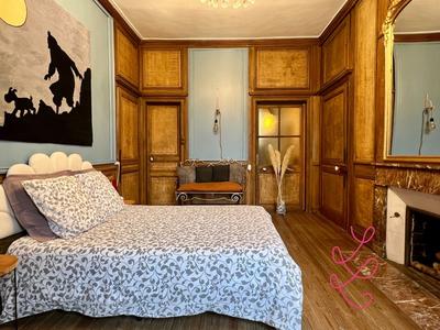 Maison bourgeoise - 240 m² - 9 pièces