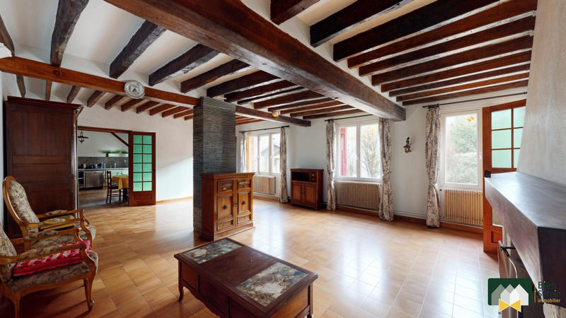 Maison - 200 m² - 6 pièces