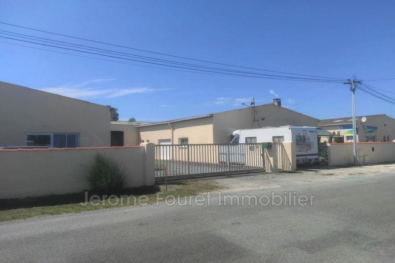 Local commercial - 3 050 m²
