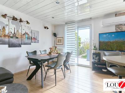 Maison - 106 m² - 5 pièces