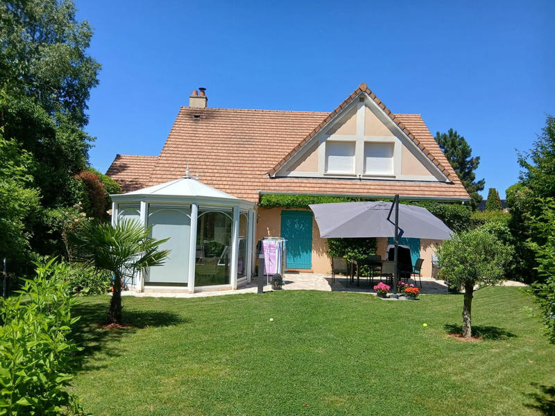 Maison contemporaine - 200 m² - 7 pièces