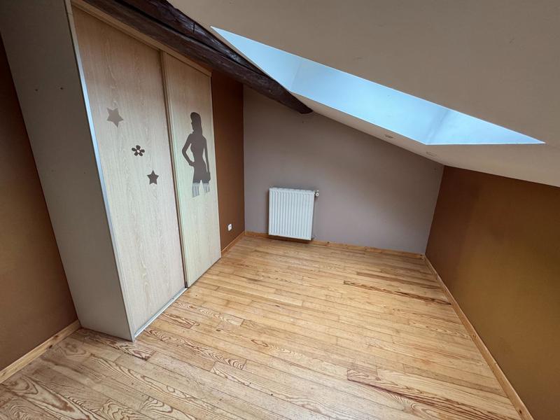 Maison - 182 m² - 7 pièces