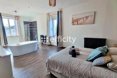 Immeuble - 347 m² - 11 pièces