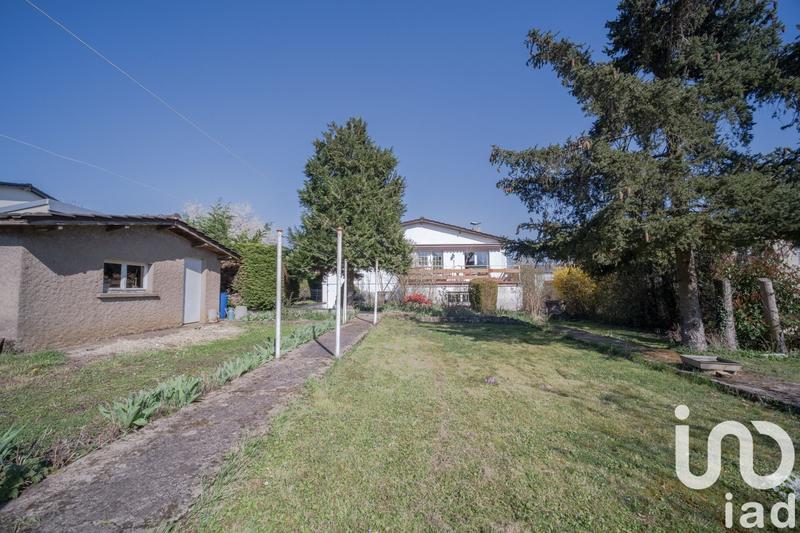 Maison - 137 m² - 8 pièces