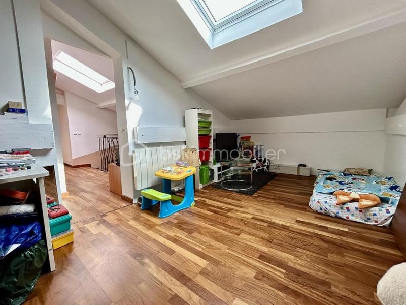 Maison - 166 m² - 6 pièces