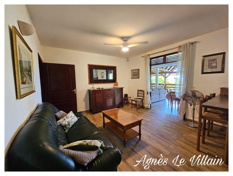 Maison - 234 m² - 12 pièces