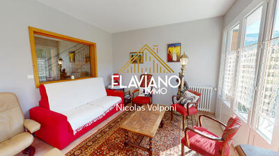 Appartement - 188 m² - 6 pièces