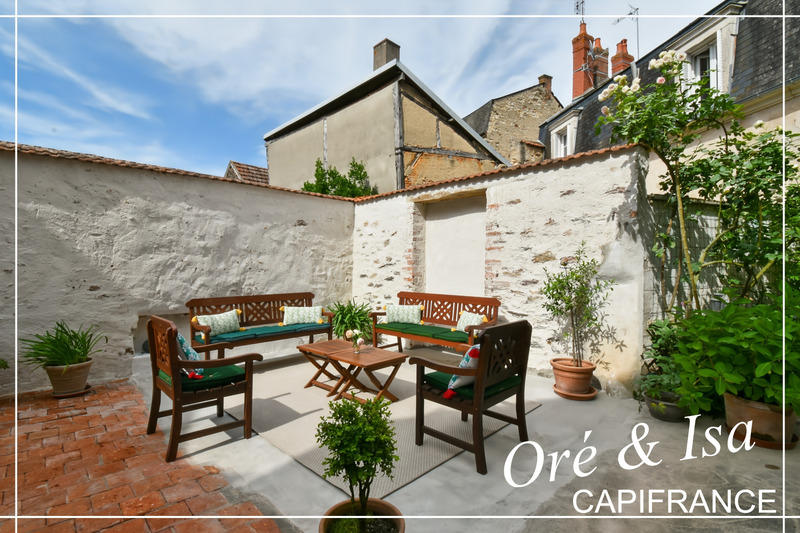 Maison de village - 338 m² - 15 pièces