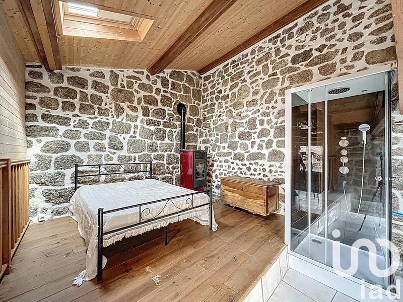Maison de village - 210 m² - 5 pièces