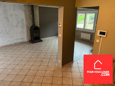 Maison - 90 m² - 5 pièces