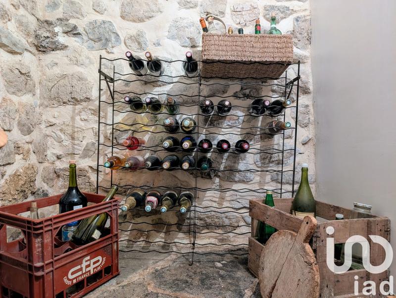 Maison - 201 m² - 7 pièces