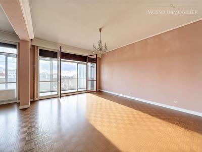 Appartement - 170 m² - 5 pièces