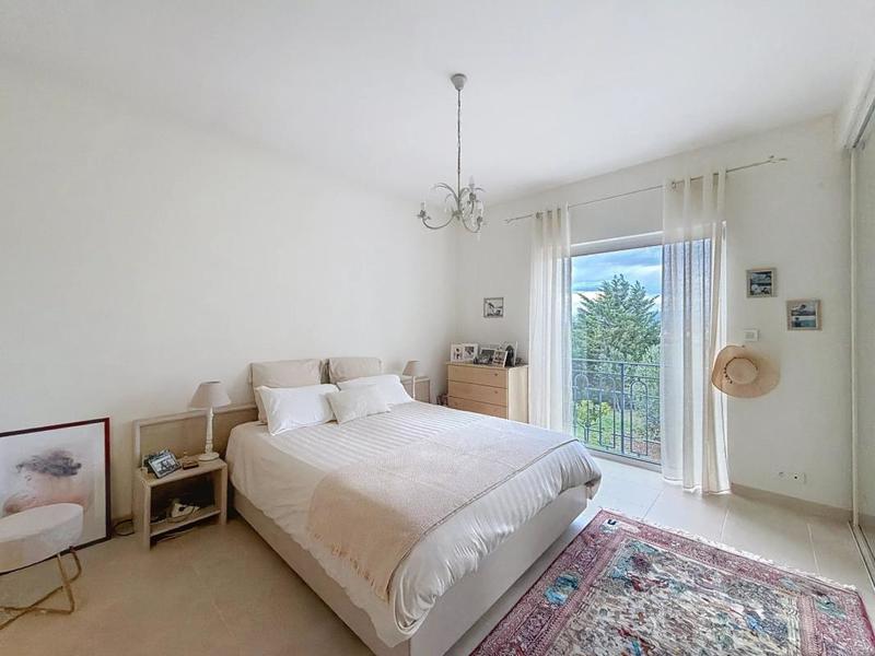 Villa - 171 m² - 6 pièces