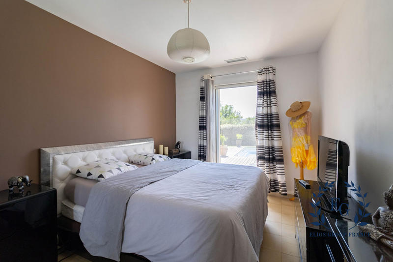 Maison - 184 m² - 7 pièces