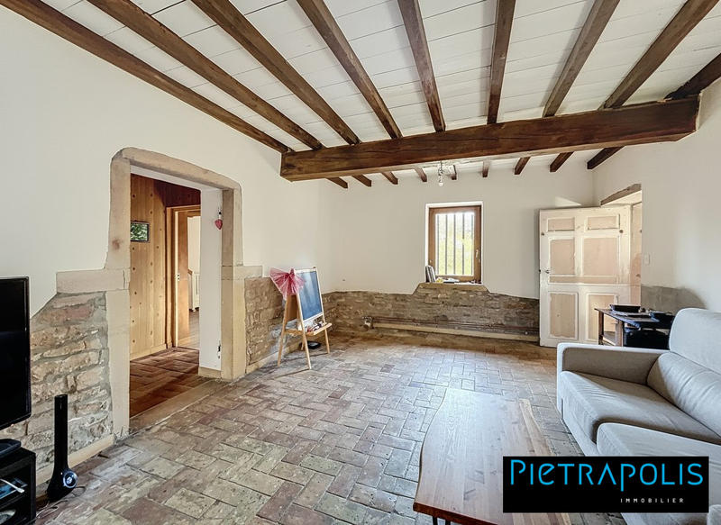 Maison - 256 m² - 8 pièces