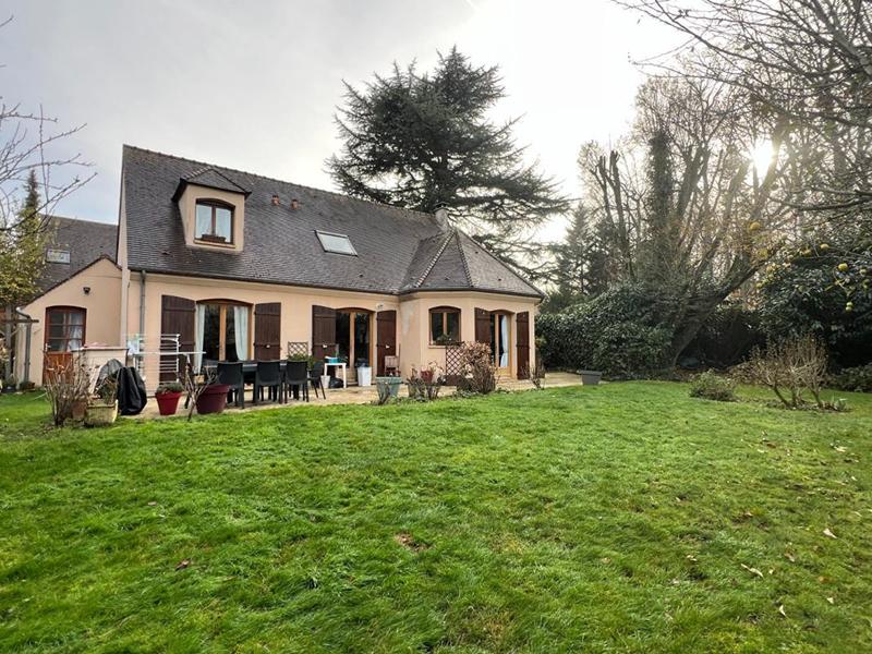 Maison - 197 m² - 6 pièces