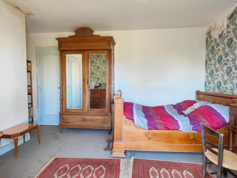 Maison - 202 m² - 8 pièces