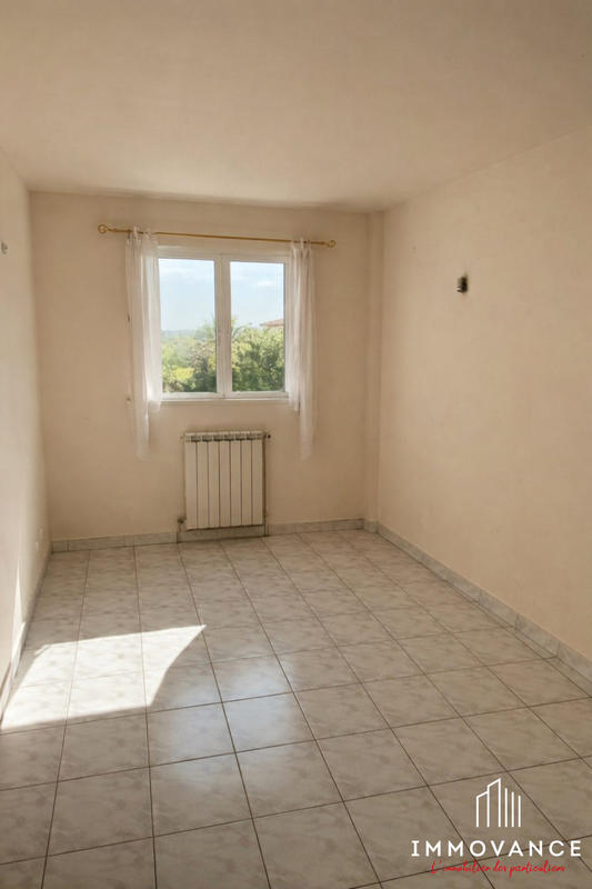 Maison - 94 m² - 5 pièces