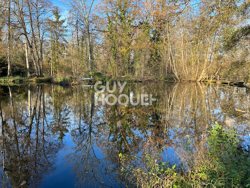 Maison - 202 m² - 9 pièces