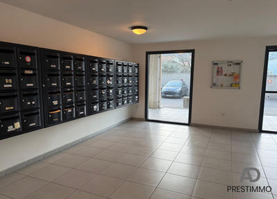 Local commercial - 80 m²