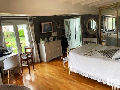 Maison - 166 m² - 5 pièces