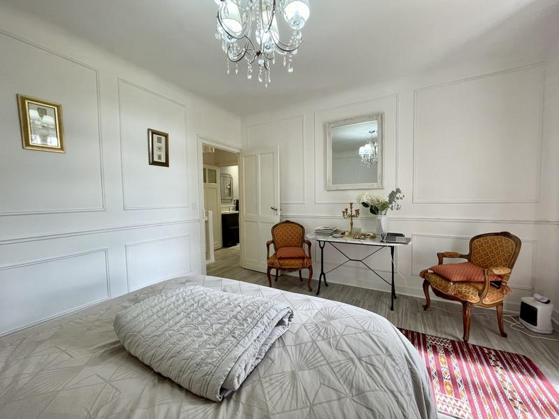 Maison traditionnelle - 130 m² - 8 pièces