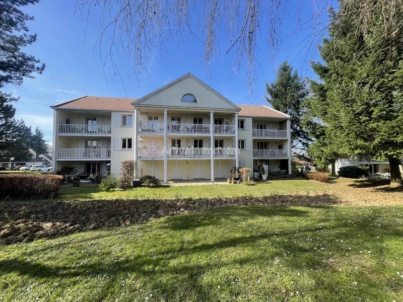 Appartement - 80 m² - 4 pièces