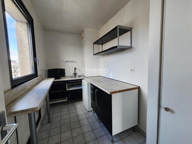 Studio - 36 m² - 1 pièce