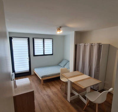 Studio - 24 m² - 1 pièce